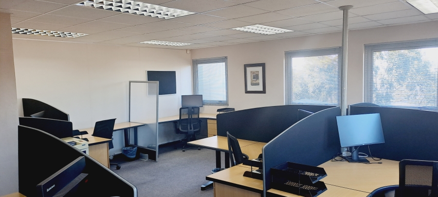 To Let commercial Property for Rent in Rosenpark Western Cape